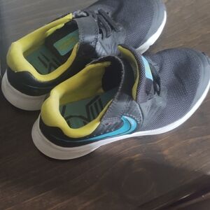 Boys size 11c Nike shoes